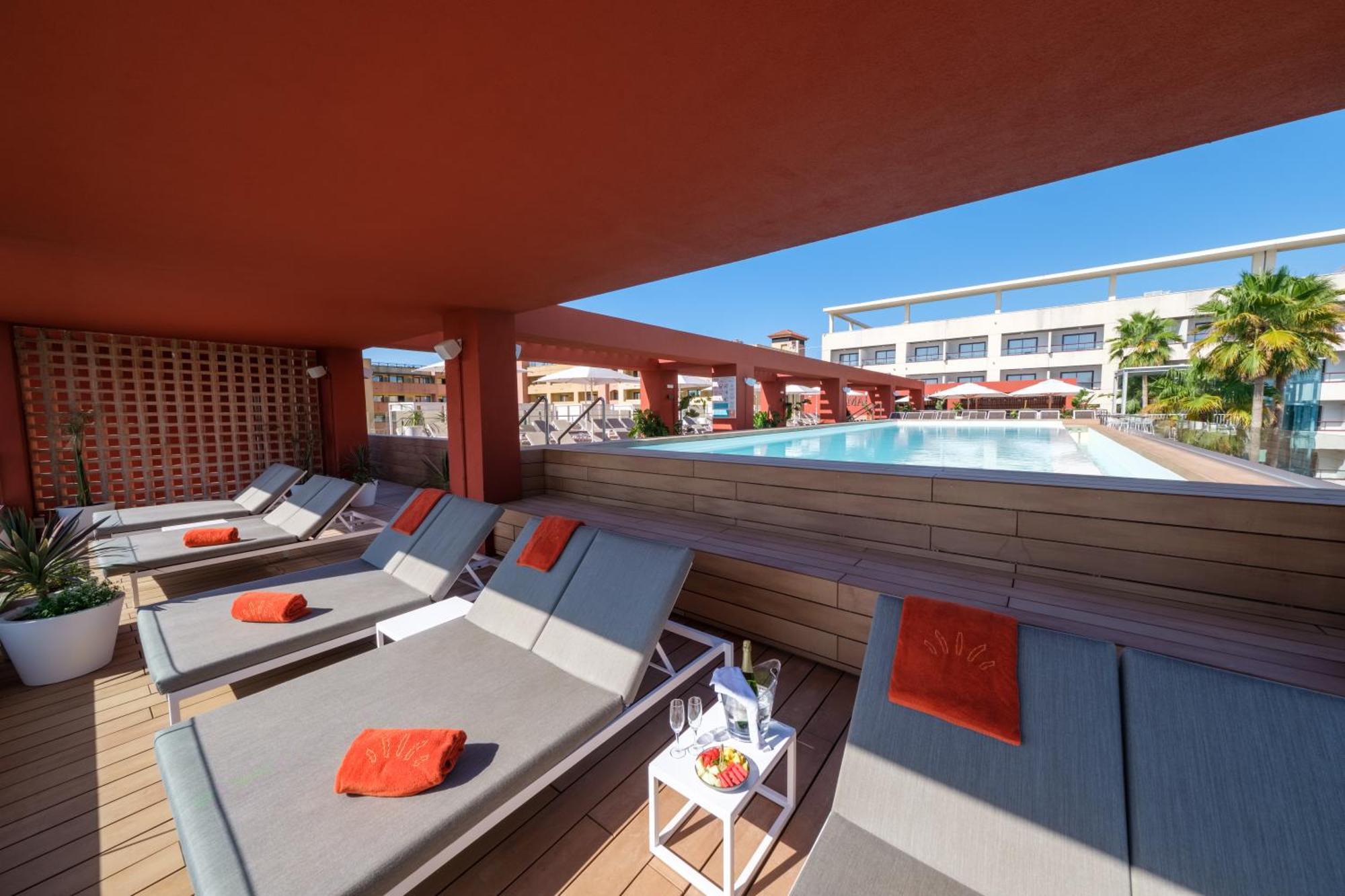 Estival Park Almaris Hotel La Pineda Exterior foto